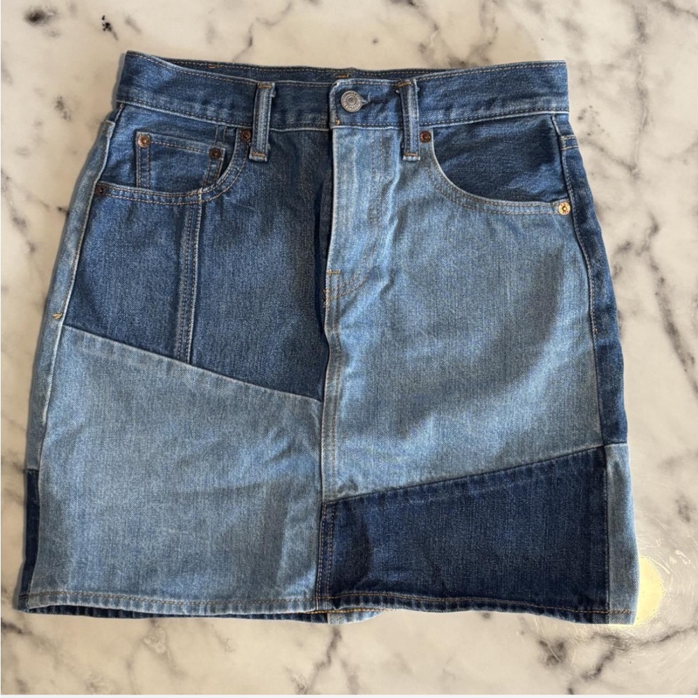 Blue Denim Levi’s Shirt